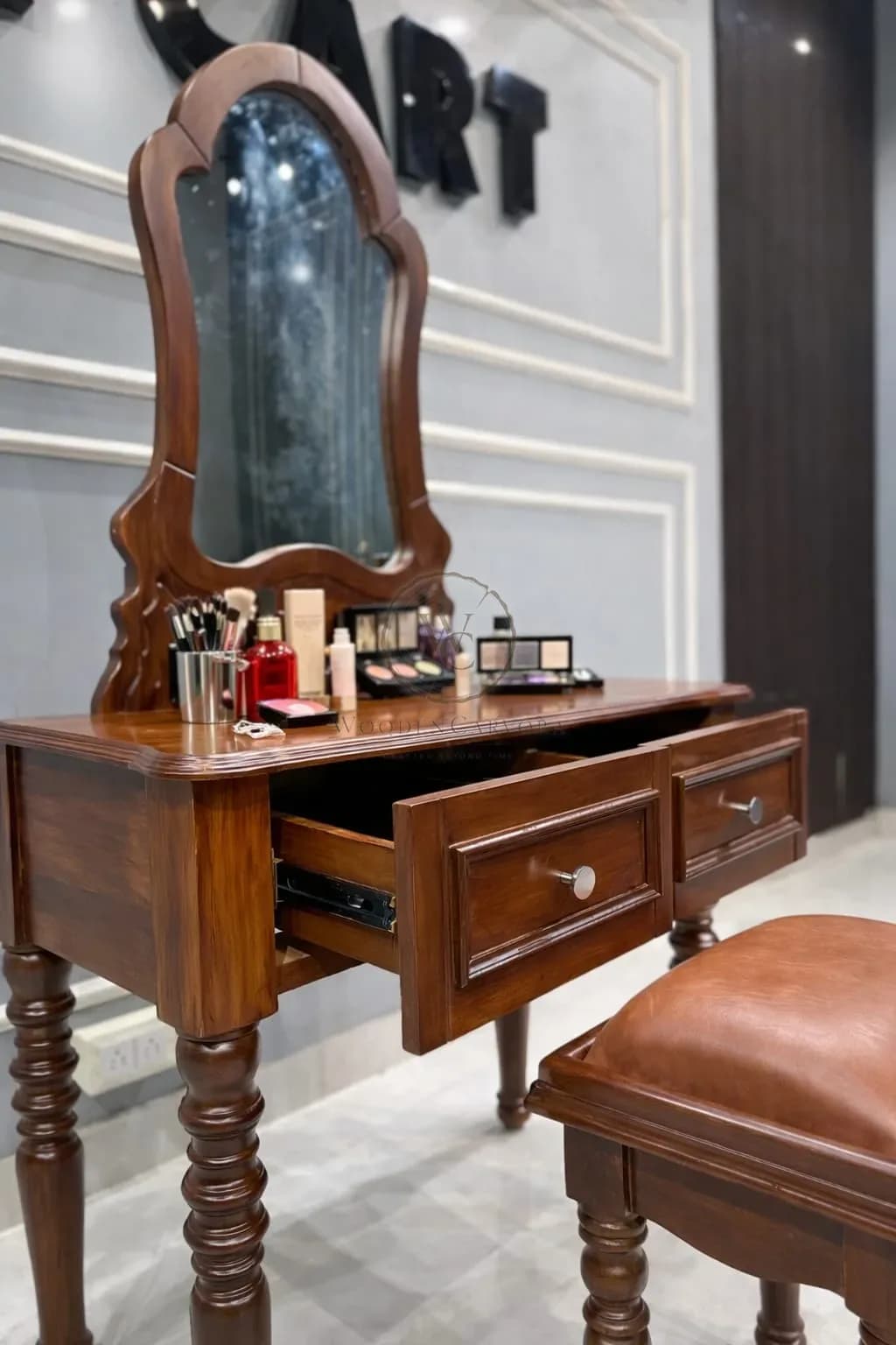 Vintage Mahogany Makeup Vanity Set with Petal Mirror & Stool, another view